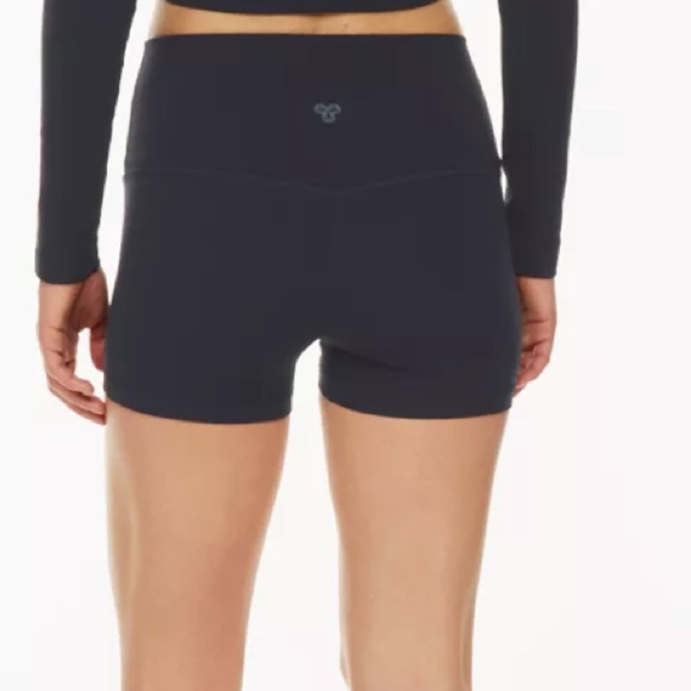 TNA butter short